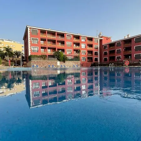 Moderno Apartamento En Residencial Con Piscina
